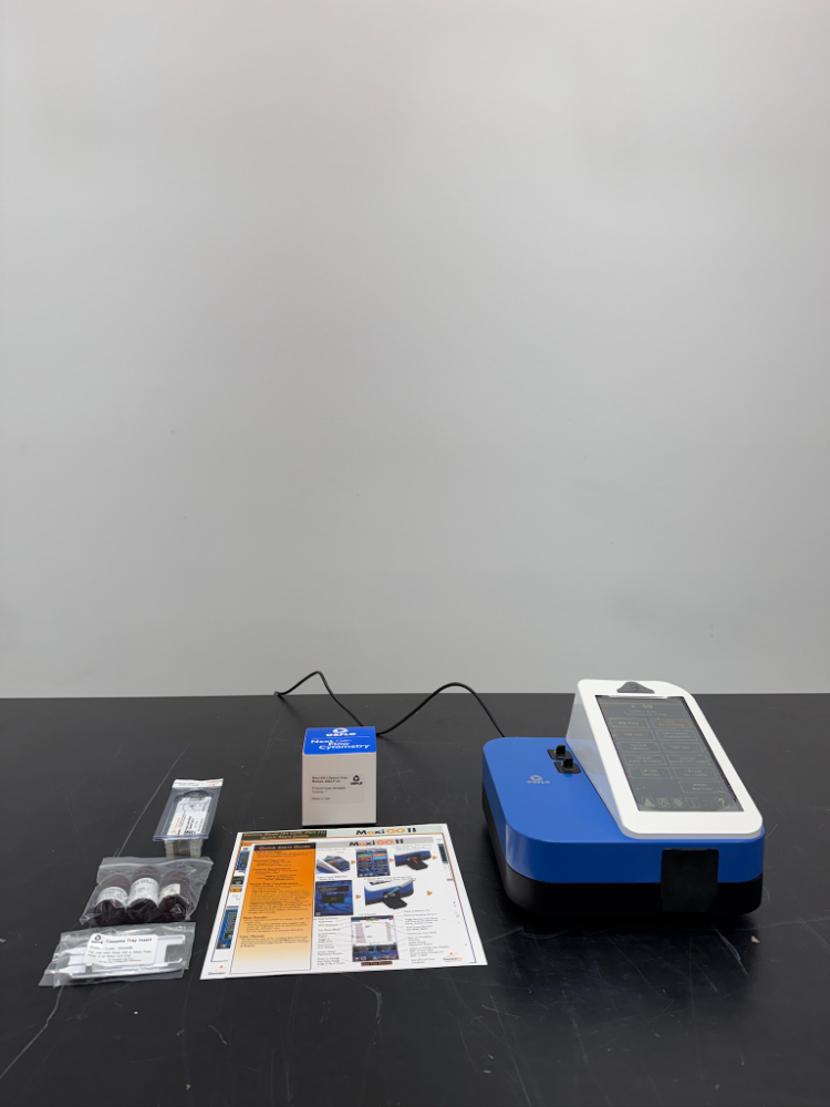 Image of Orflo Moxi GO II Cell Analyzer